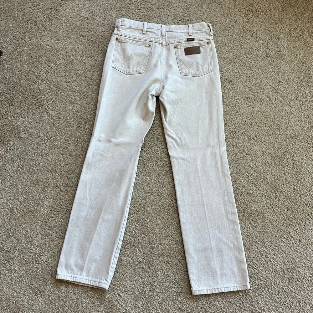 Wrangler Men's White Jeans - Picture 3 of 4